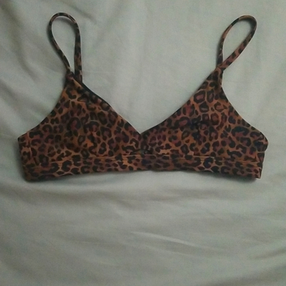 No Boundaries Leapord Swimsuit Top